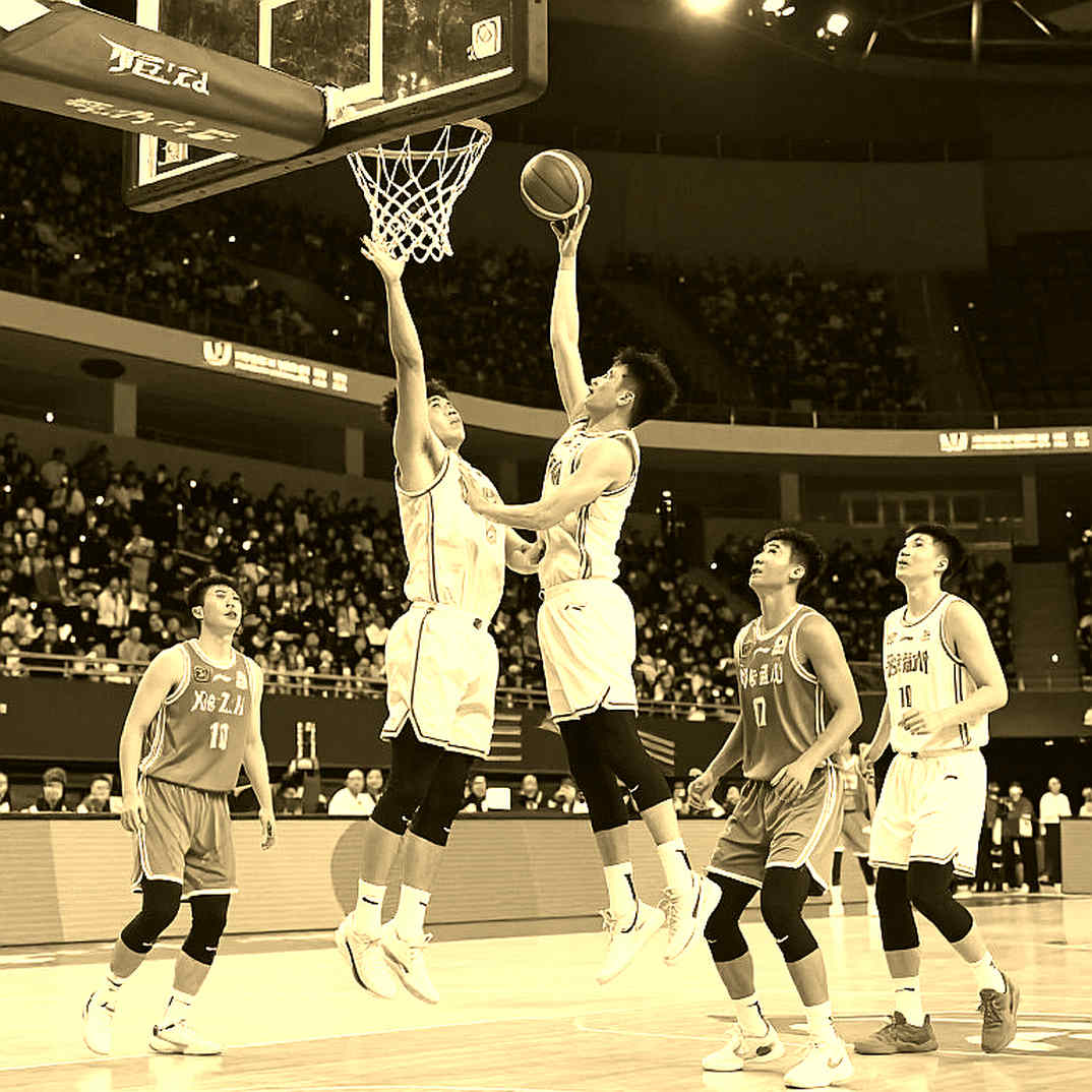 গ্যালাতাসারাই–ফেনারবাহচে: হুইসেলের পরে দেখা দুটি লাল কার্ড, আর যে অঙ্কটা কেউ প্রকাশ করেনি